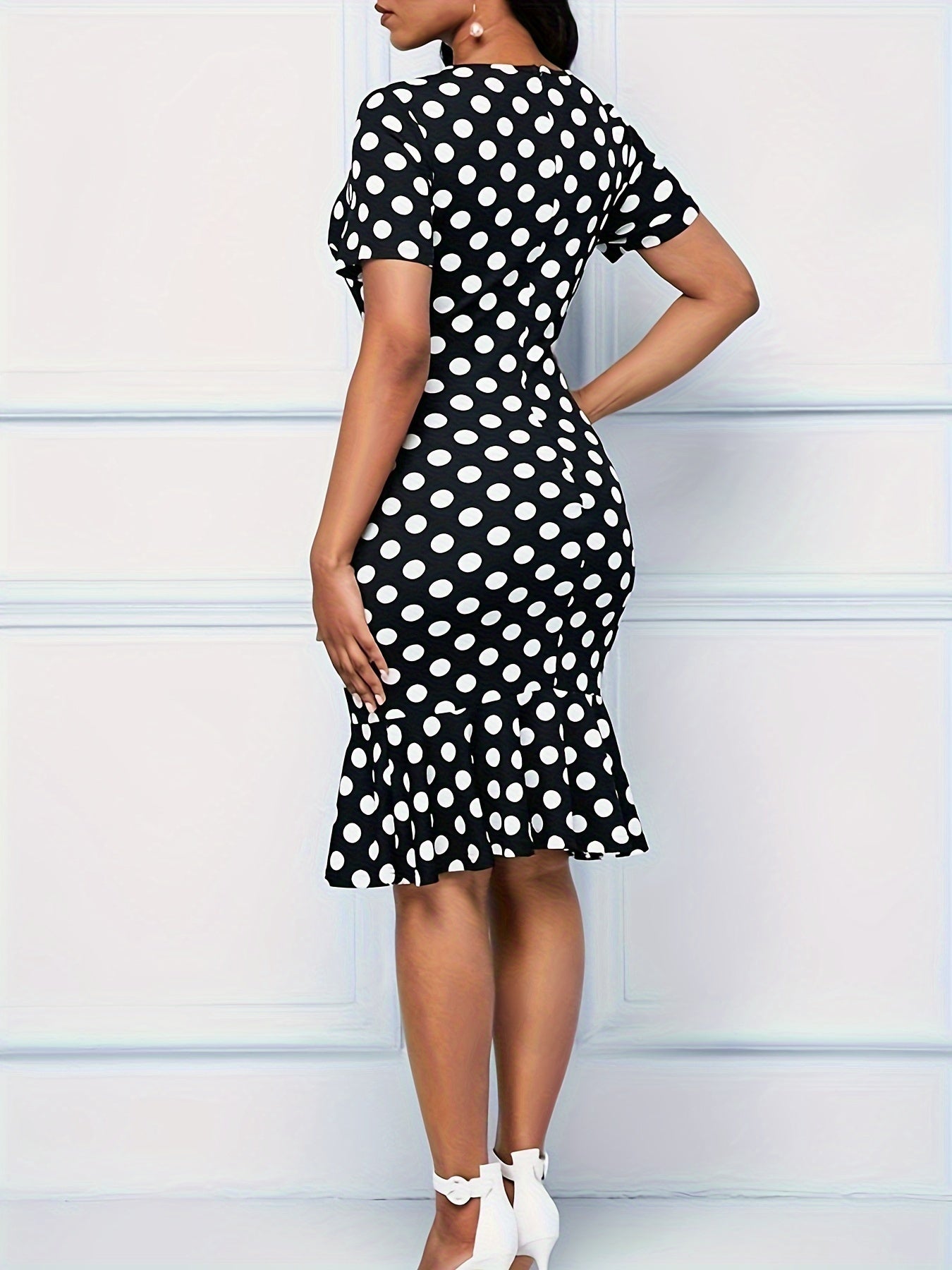 Polka Dot Crew Neck Dress, Elegant Ruffle Hem Bodycon Short Sleeve Dress For Spring & Summer, Women's Clothing