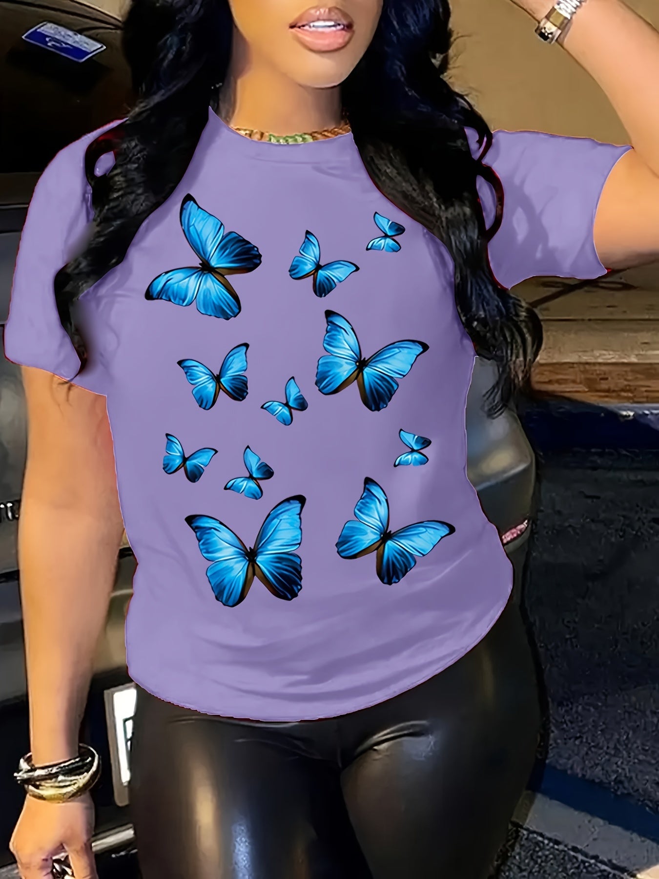 Butterfly Print Crew Neck T-shirt, Comfy Short Sleeve Casual Top For Summer & Spring, Women's Clothing