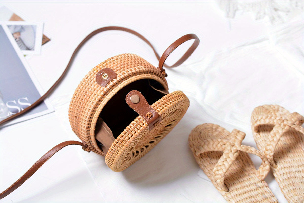 Handwoven Cork Crossbody Bag for Women - Fashionable Mini Round Woven Purse with Secure Buckle Closure and Polyester Lining