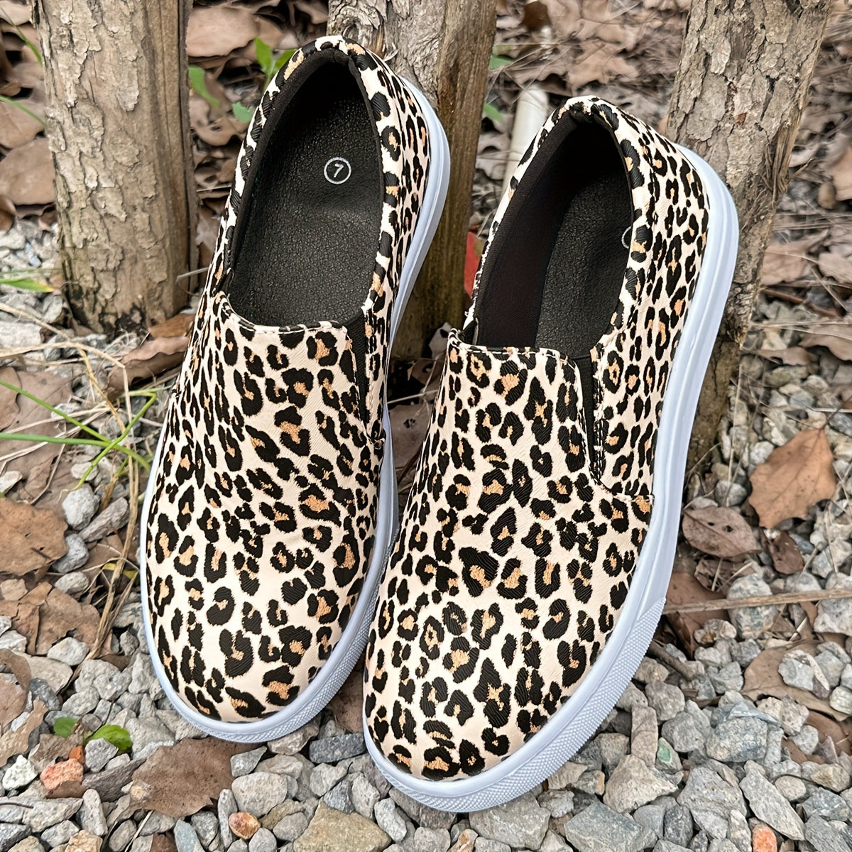 Women's Leopard Print Sneakers, Lightweight Flat Soft Sole Walking Canvas Shoes, Comfort Round Toe Daily Footwear fall