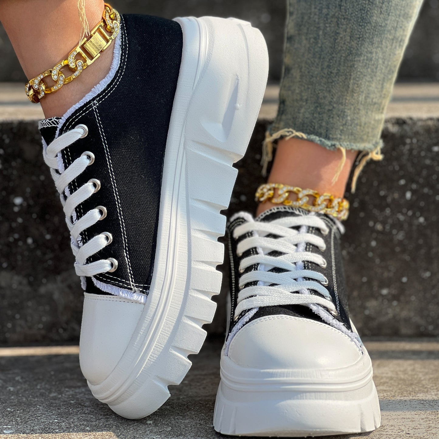 Women's Solid Color Casual Shoes, Lace Up Platform Soft Sole Shoes, Low-top Canvas Walking Shoes