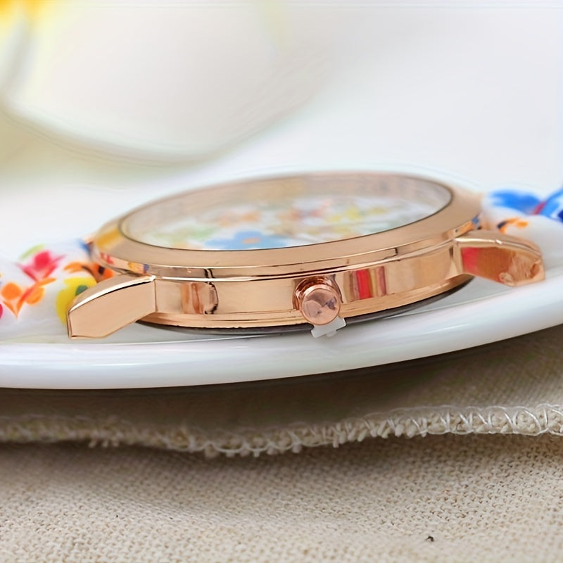 Festive Lady's Floral Watch with Silicone Strap - Quartz Movement, Alloy Case, and Analog Display