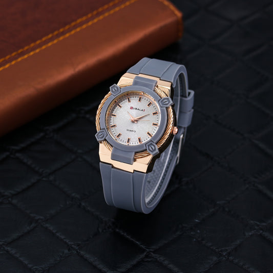 Casual Round Pointer Quartz Watch Fashion Analog Matte Color Silicone Wrist Watch For Women Men Couples