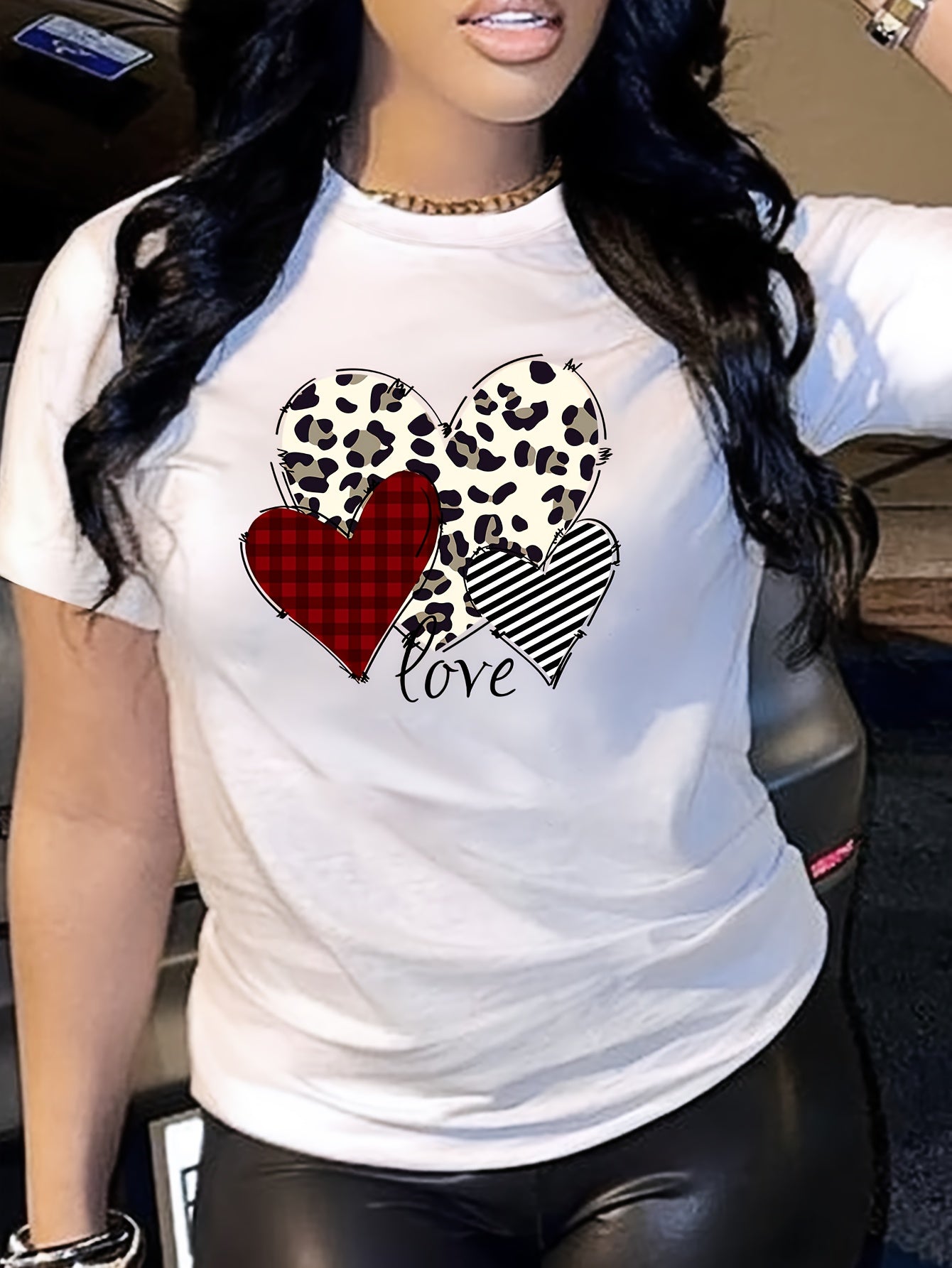 Heart & Love Print Summer T-shirt, Versatile Short Sleeve Crew Neck Top, Women's Clothing