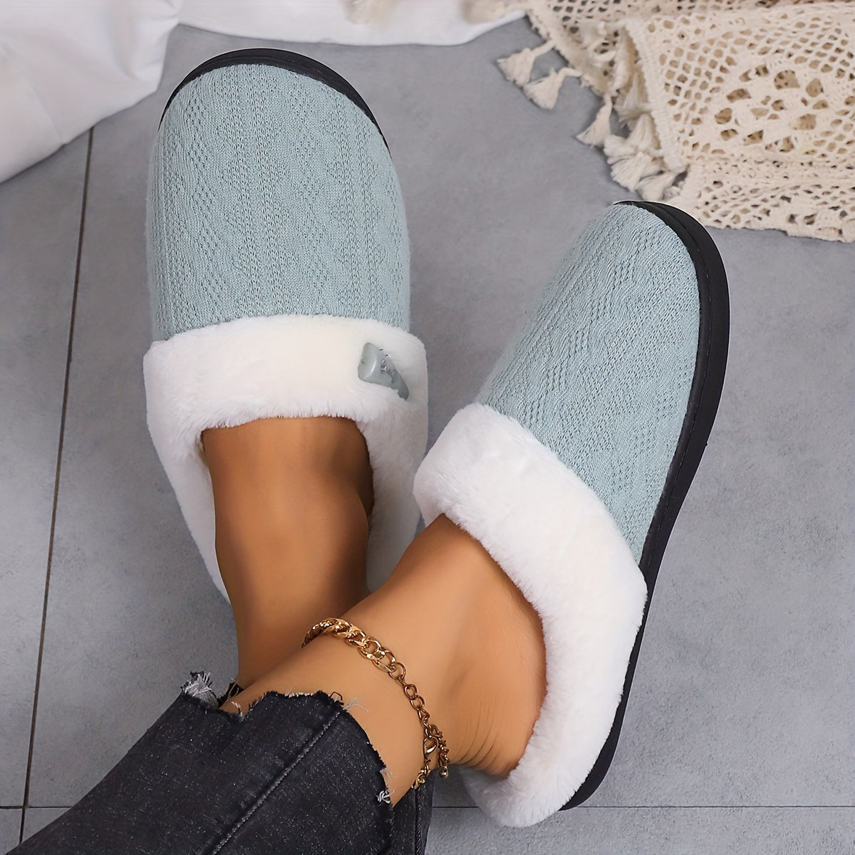 Solid Color Slippers, Casual Slip On Plush Lined Shoes, Comfortable Indoor Home Slippers