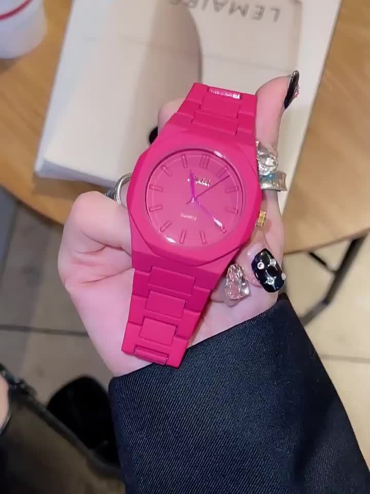 Fashionable Quartz Wrist Watch for Women - 1pcs, Zinc Alloy Band, Electronic Drive, Pointer Display, Non-Rechargeable Battery - Elegant Pink Summer Style