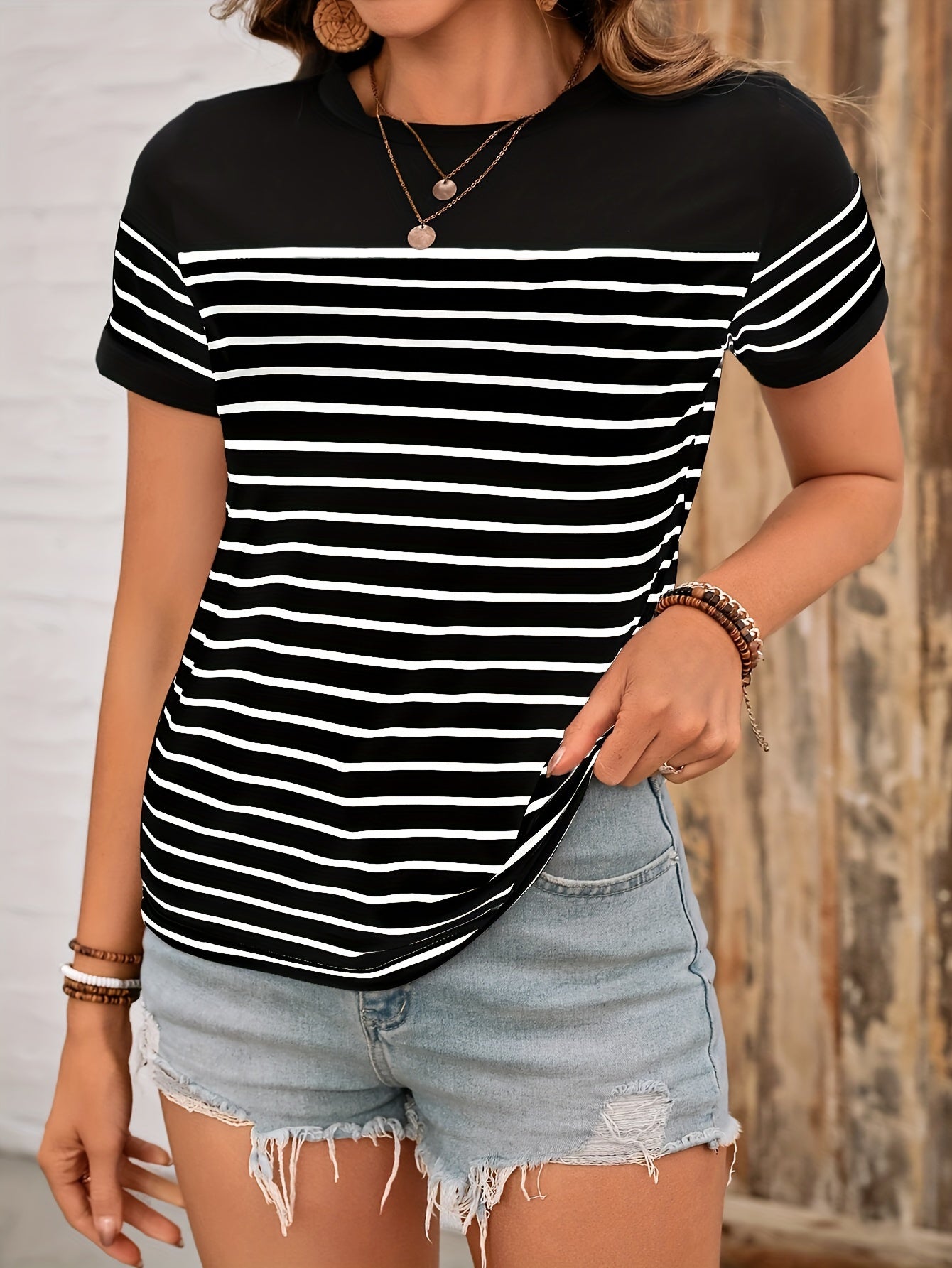 Striped Crew Neck T-shirt, Casual Short Sleeve Top For Summer, Women's Clothing