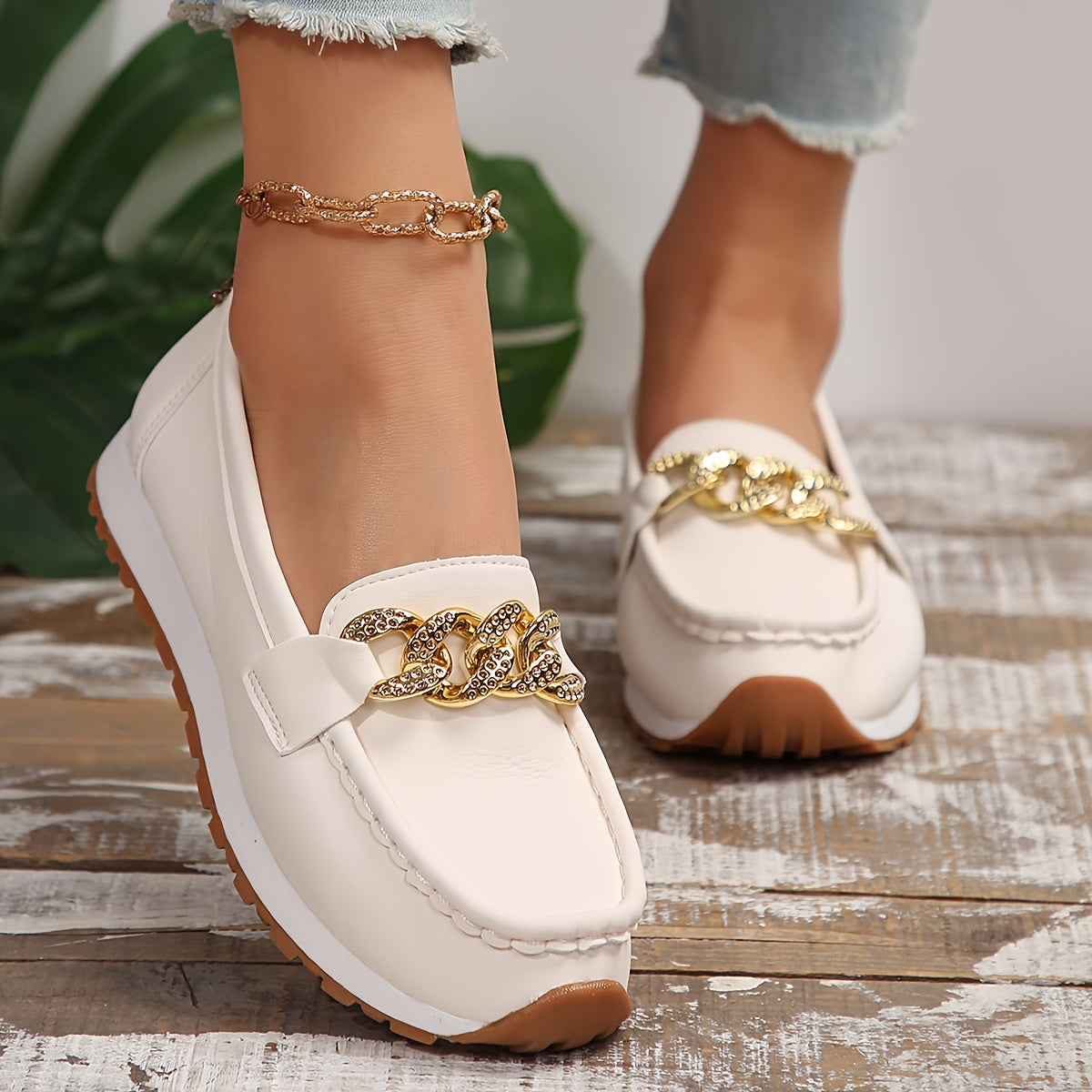 Women's Rhinestone Chain Decor Shoes, Stylish Round Toe Slip On Walking Shoes, Casual Outdoor Sports Shoes