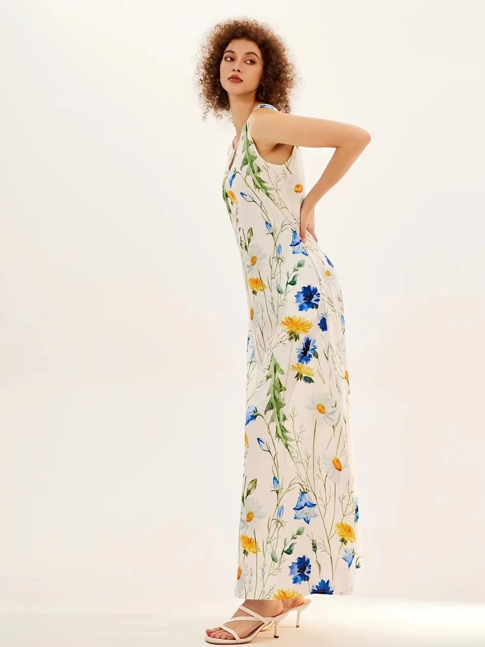 Flower Print New Casual Sleeveless Long Dress Women's V-Neck Printed Dress Swing Bohemian Retro Dresses