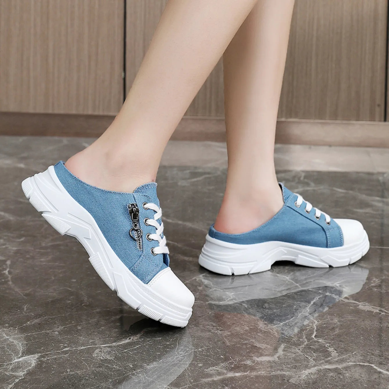 Summer Women's Fashionable Casual Shoes Non-slip Slip-on Shoes Breathable Shoes Outdoor Shopping Slippers 2024