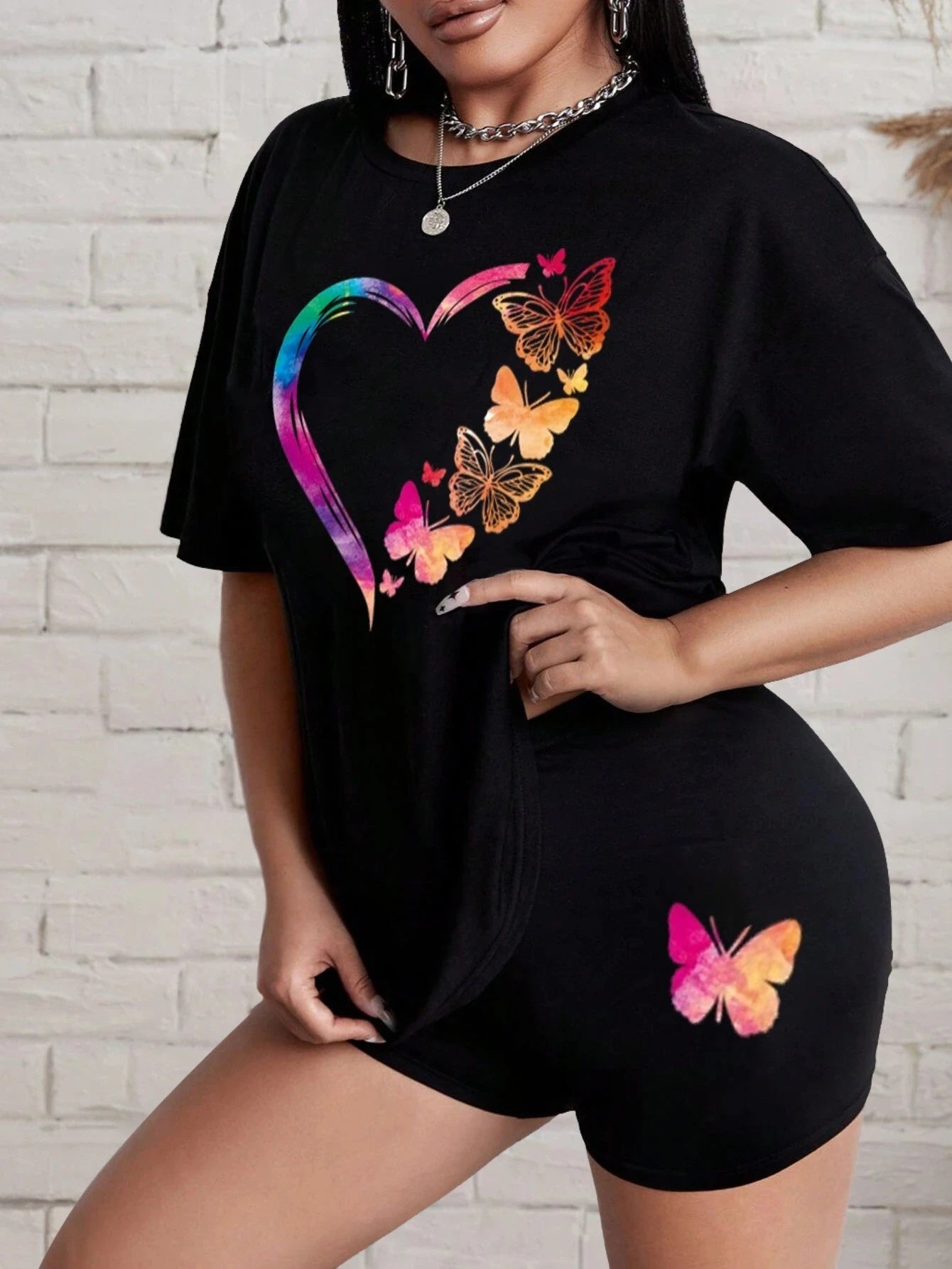 The Love Strung Together By Butterflies Printing Women T Shirts Two Piece Set Fashion Short Sets Comfortable Basic Shirt Shorts