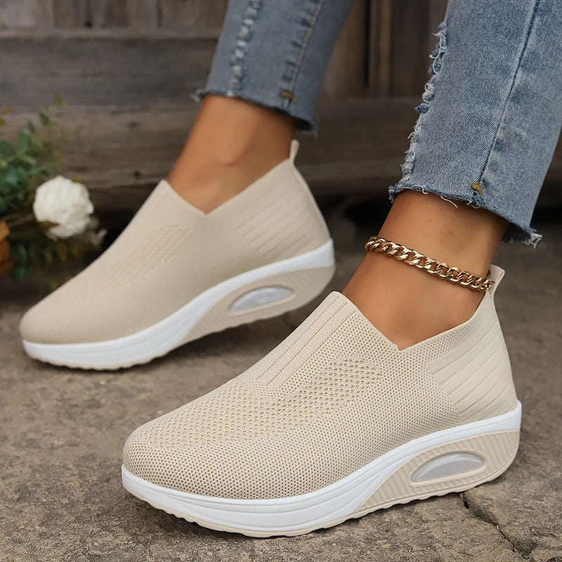 Women's Mesh Breathable Casual Sneakers Knitting Slip On Platform Sports Shoes for Women Comfortable Air Cushion Walking Shoes