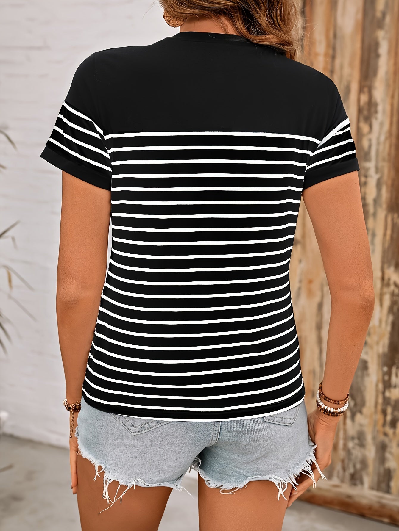 Striped Crew Neck T-shirt, Casual Short Sleeve Top For Summer, Women's Clothing