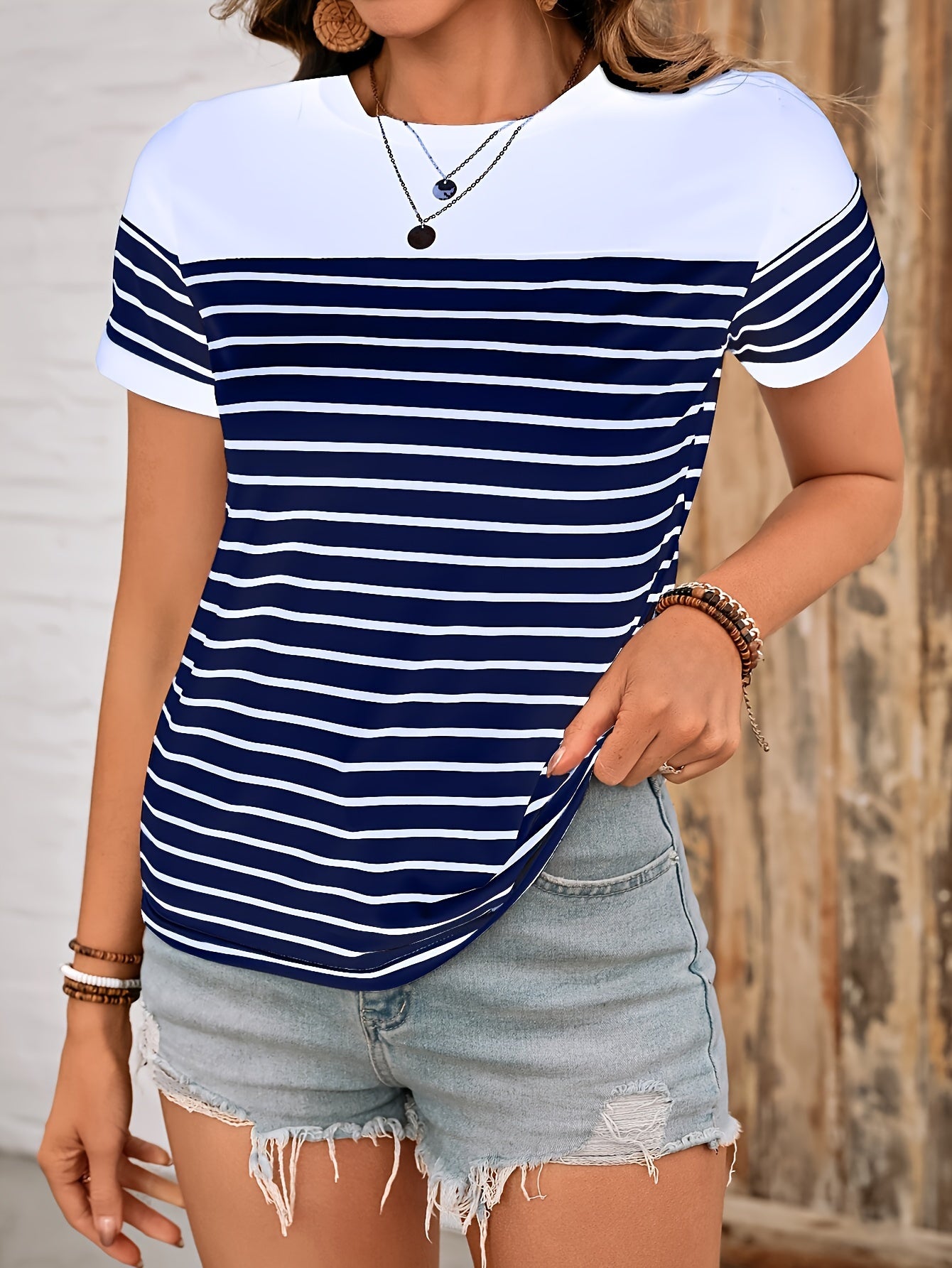 Striped Crew Neck T-shirt, Casual Short Sleeve Top For Summer, Women's Clothing