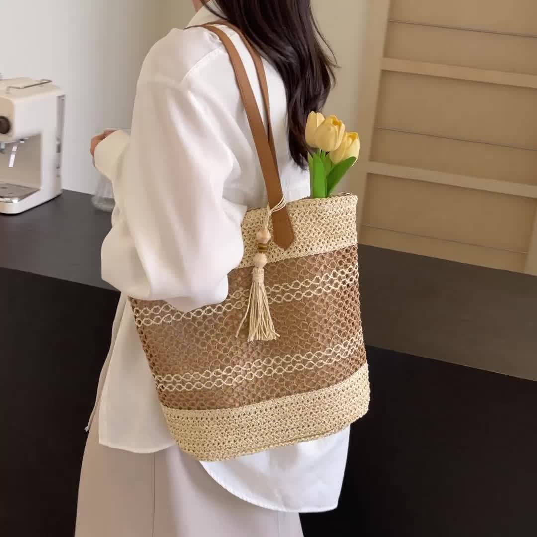 Casual Style Tote Bag With Tassel, Large Capacity Fabric Bag, Beach And Travel Bag For Women