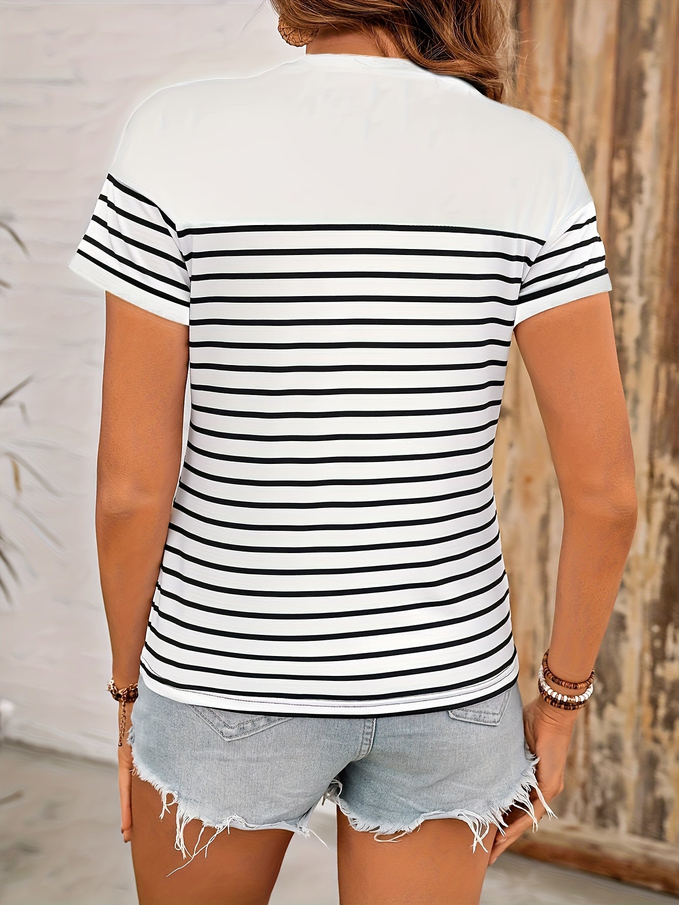 Striped Crew Neck T-shirt, Casual Short Sleeve Top For Summer, Women's Clothing