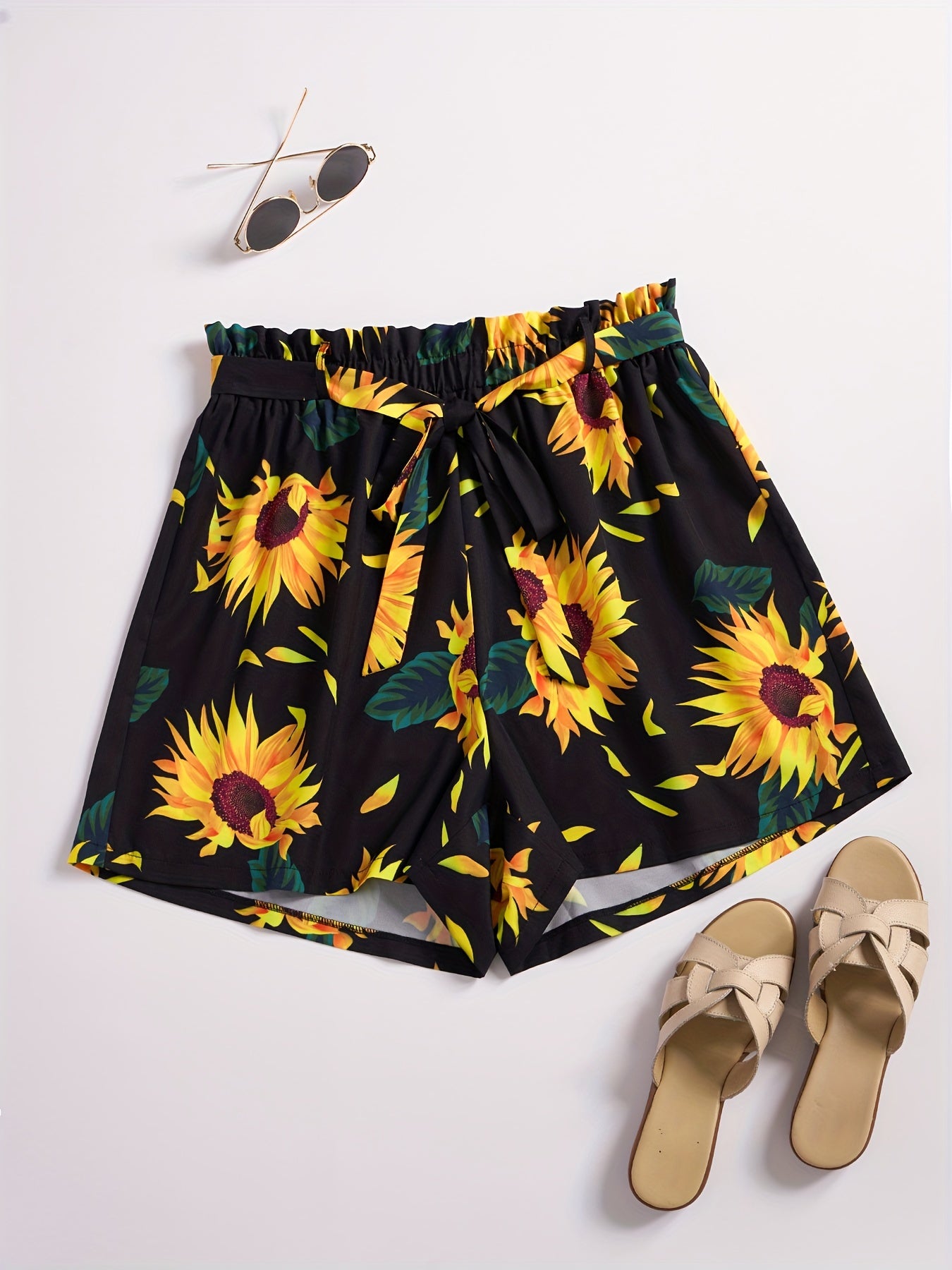 Plus Size Sunflower Print Wide Leg Shorts, Casual Elastic Waist Shorts For Spring & Summer, Women's Plus Size Clothing