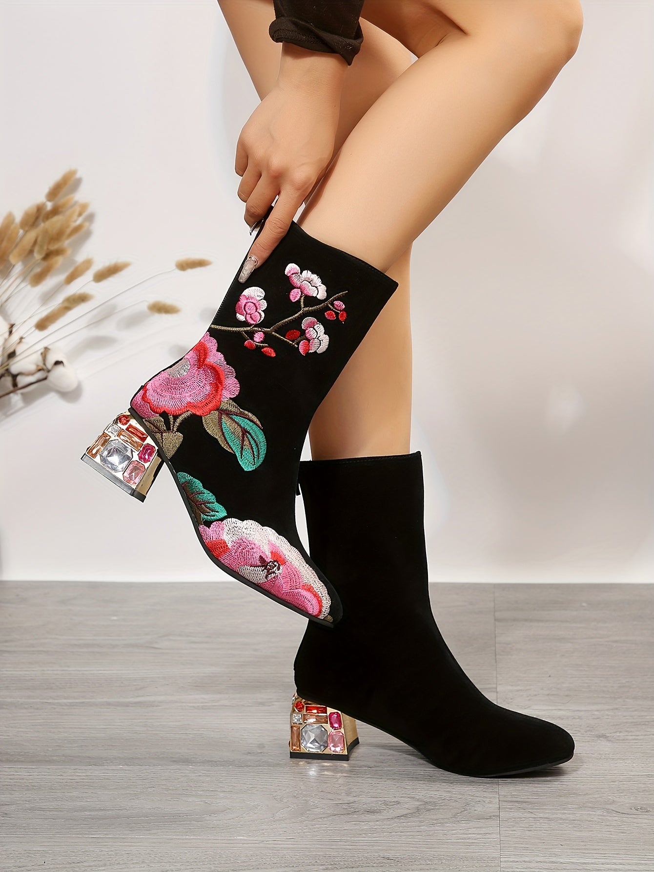 Women's Floral Embroidered Short Boots, Fashion Rhinestone Chunky Heeled Boots, Comfy Back Zipper Winter Boots