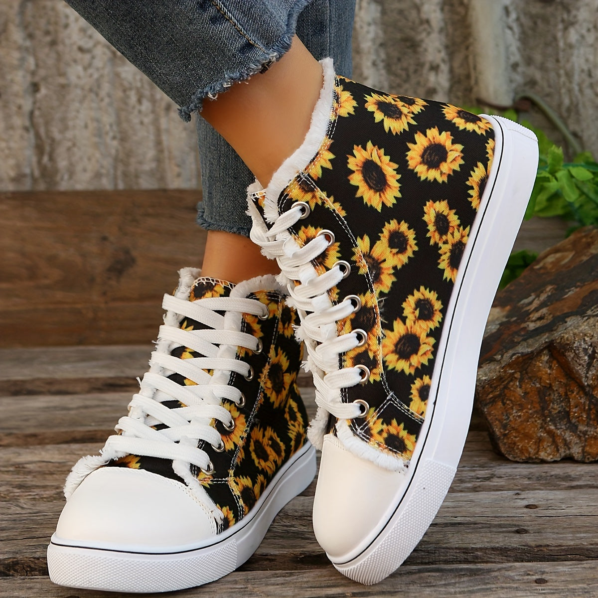 Women's Sunflower Print Sneakers, Casual Lace Up Outdoor Shoes, Comfortable High Top Canvas Shoes