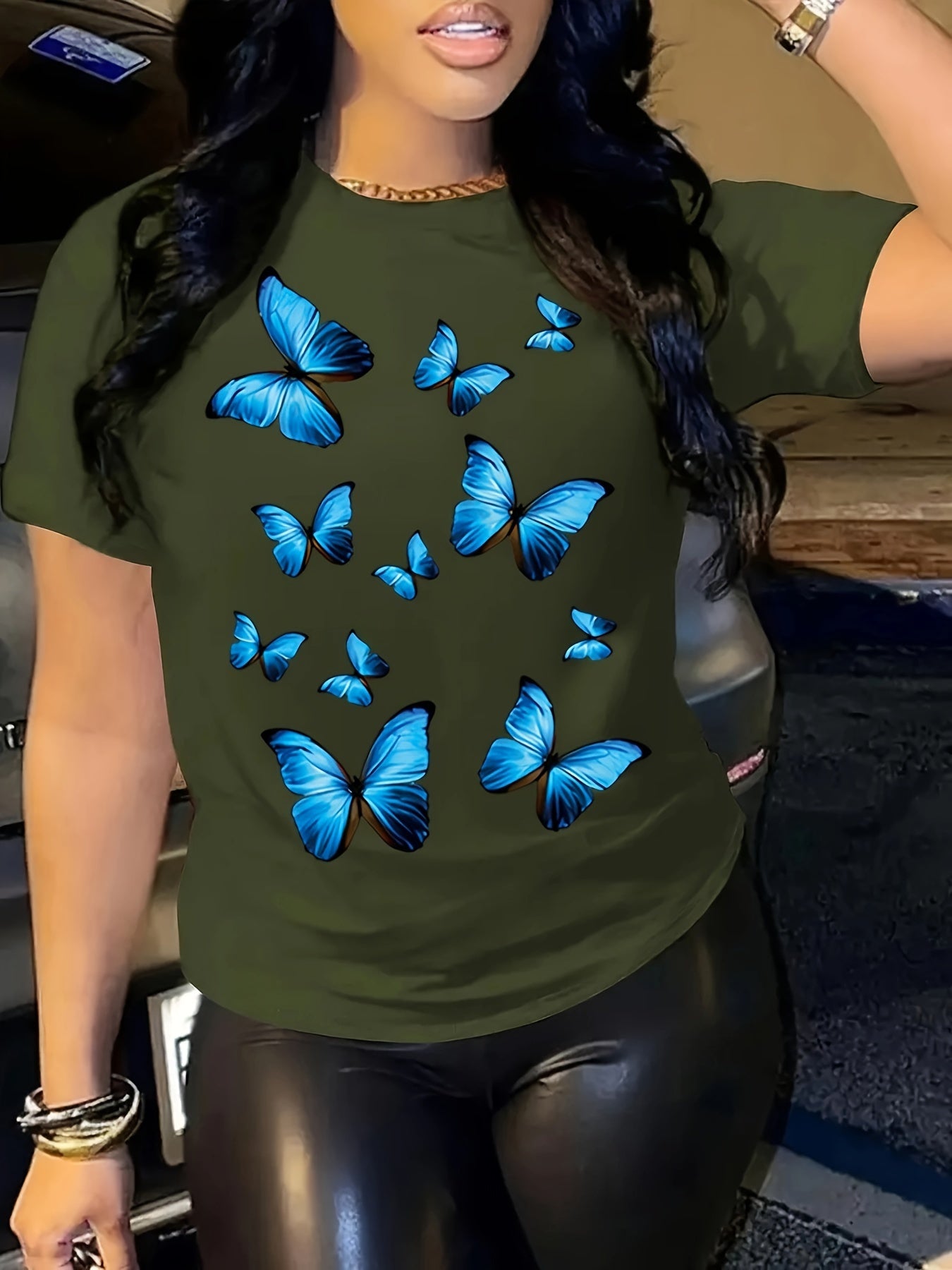 Butterfly Print Crew Neck T-shirt, Comfy Short Sleeve Casual Top For Summer & Spring, Women's Clothing