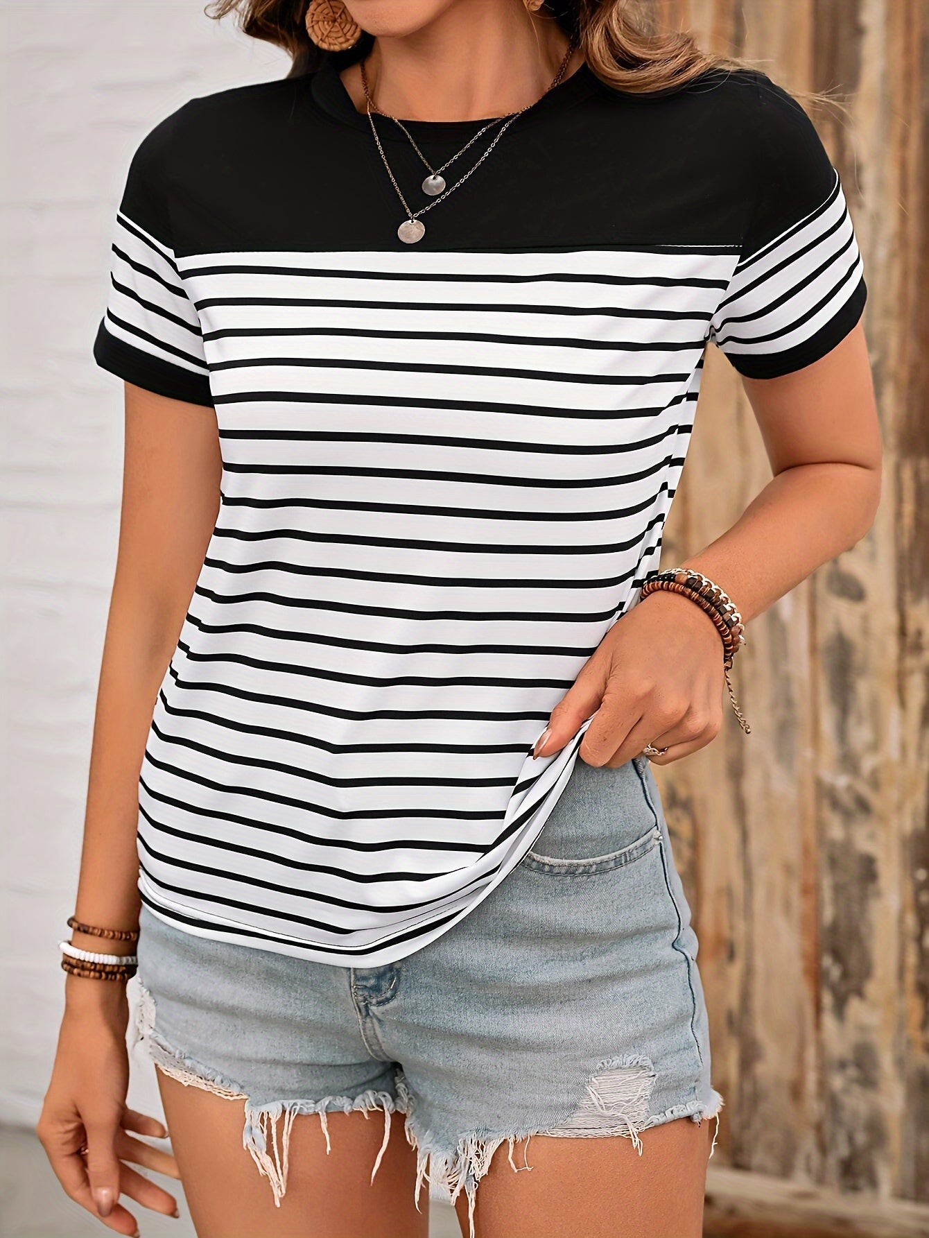 Striped Crew Neck T-shirt, Casual Short Sleeve Top For Summer, Women's Clothing